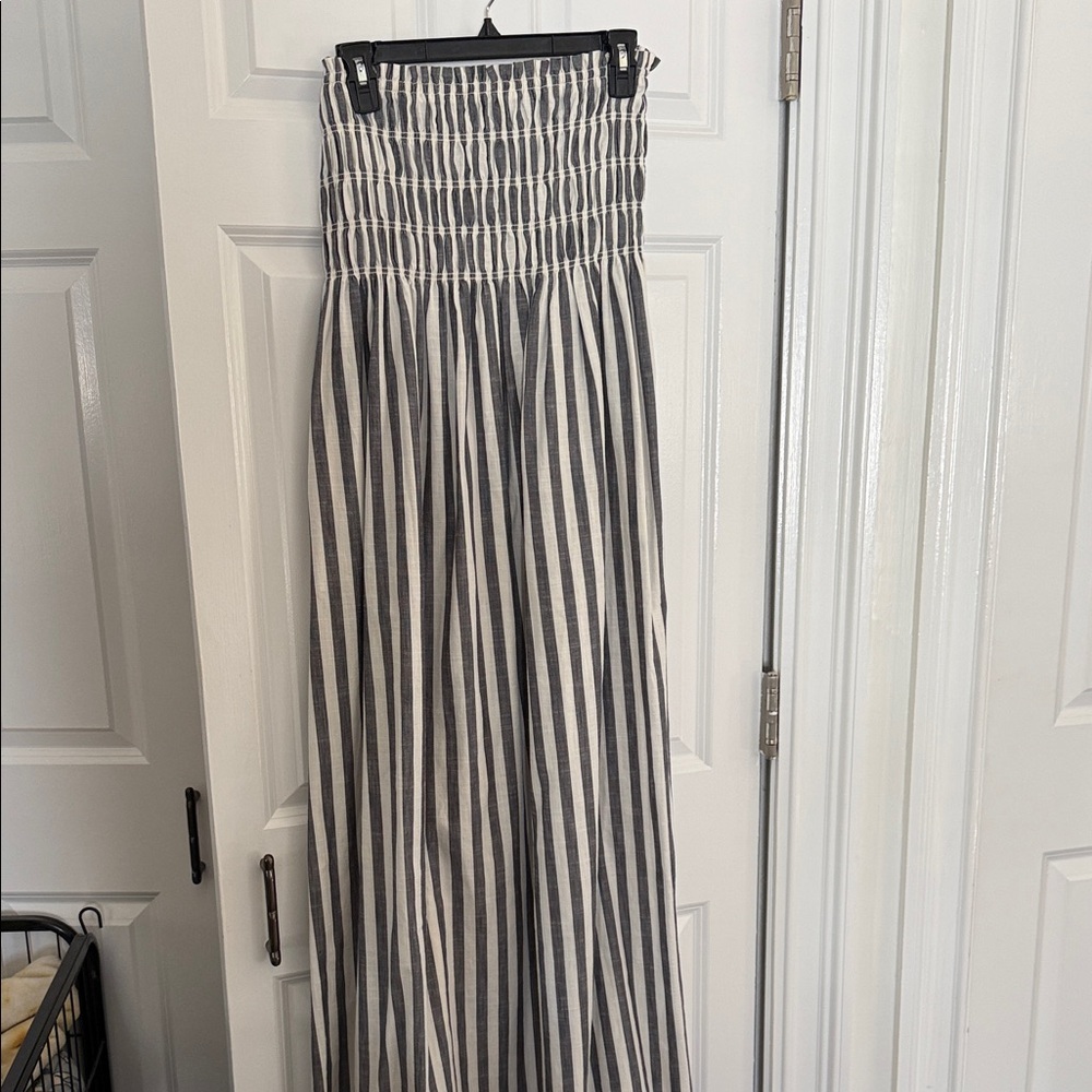 NWOT Strapless Striped Maxi Dress